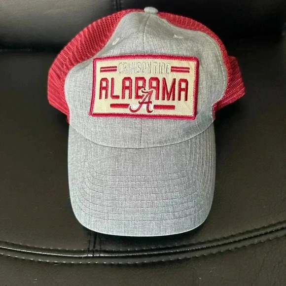 Fan favorite Alabama Crimson Tide mesh baseball cap. Never worn. - Picture 2 of 8